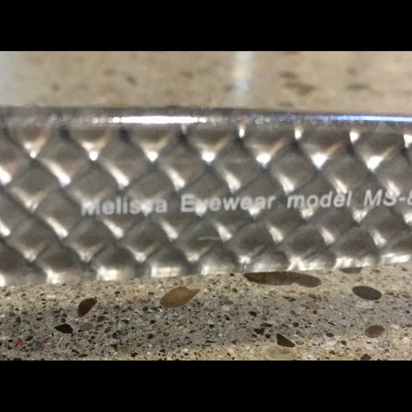 Choose 1 "Quilted" Sunglasses Melissa Eyewear - Picture 14 of 16